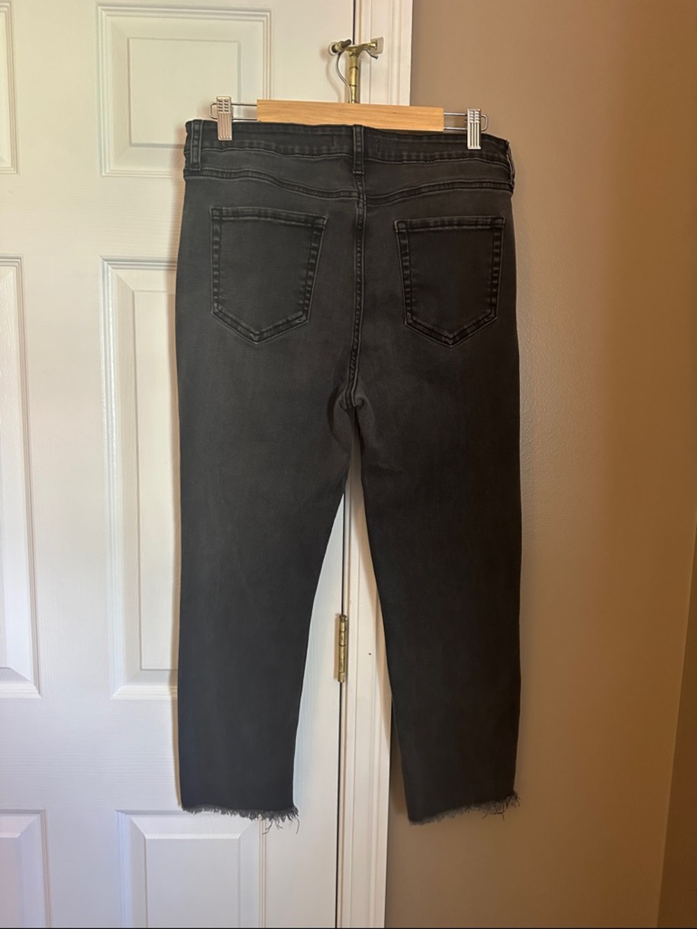 Just USA Washed Black High-Rise Cropped Slim Jeans - Picture 8 of 12